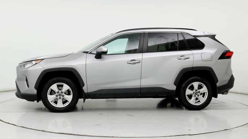 2021 Toyota RAV4 XLE 3