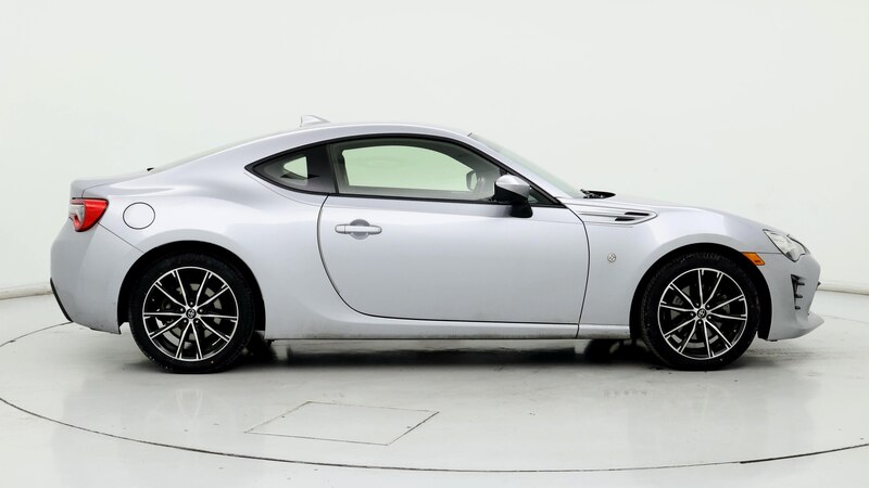 2019 Toyota 86  7