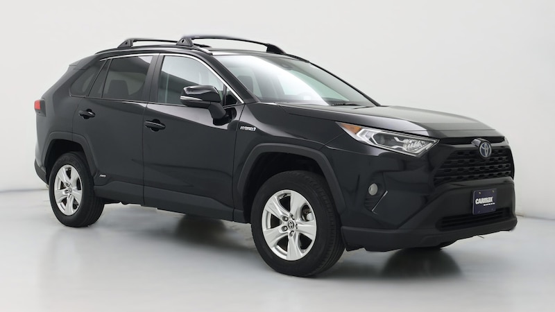 2021 Toyota RAV4 XLE Hero Image