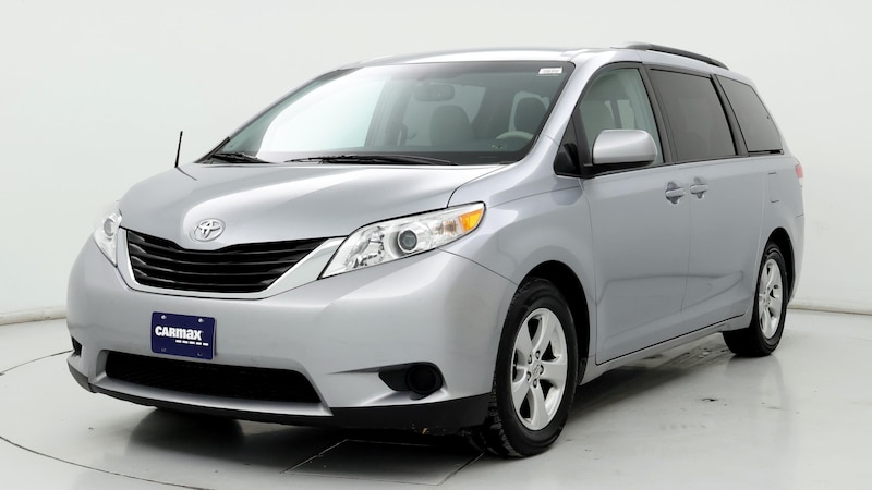 2014 Toyota Sienna LE 4