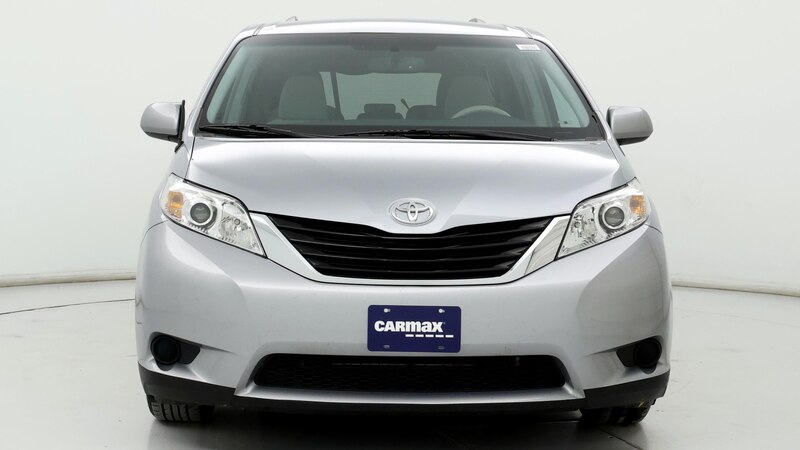 2014 Toyota Sienna LE 5