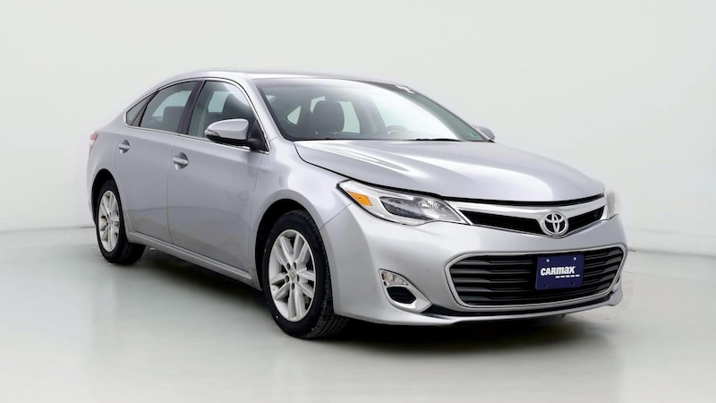 2015 Toyota Avalon XLE Hero Image