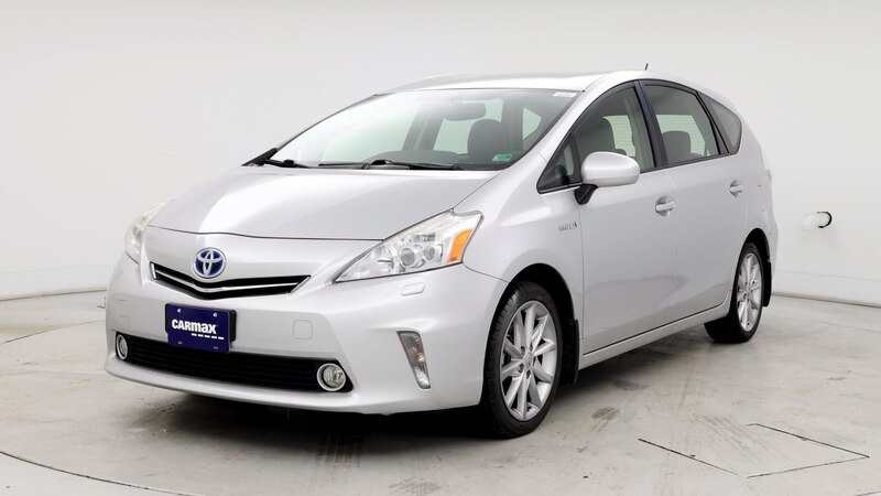 2014 Toyota Prius v Five 4