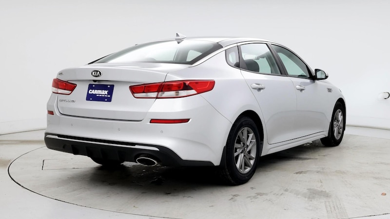 2019 Kia Optima LX 8