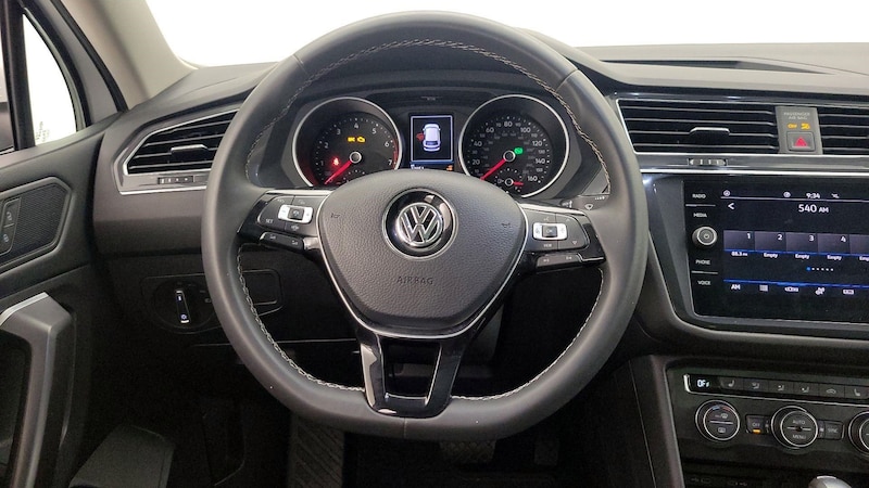 2021 Volkswagen Tiguan SE 10