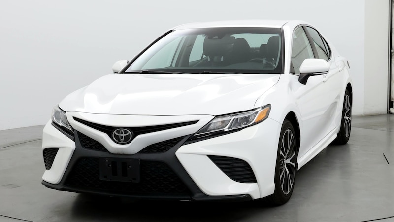 2019 Toyota Camry SE 4