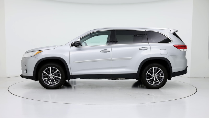 2019 Toyota Highlander XLE 3