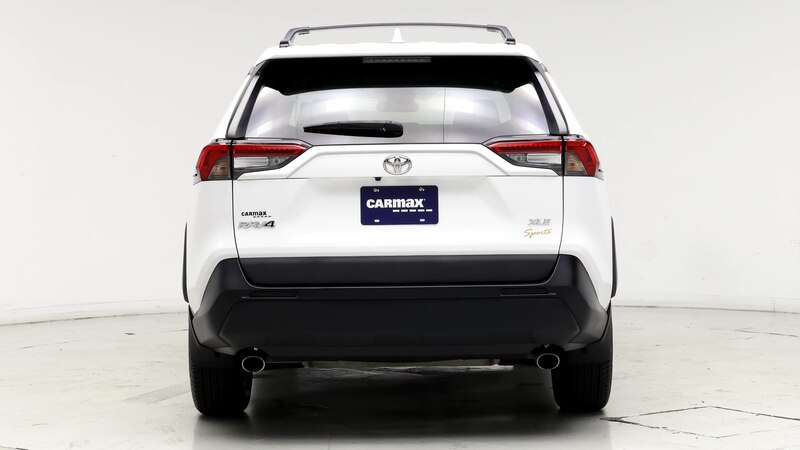 2021 Toyota RAV4 XLE 6