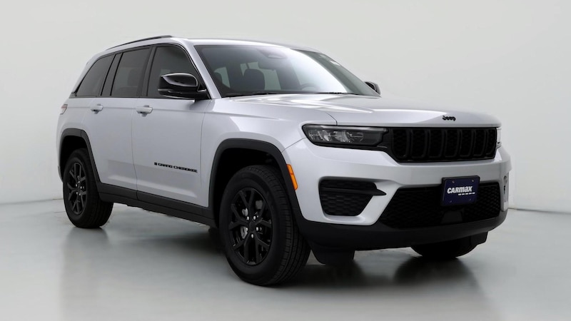 2024 Jeep Grand Cherokee Altitude Hero Image