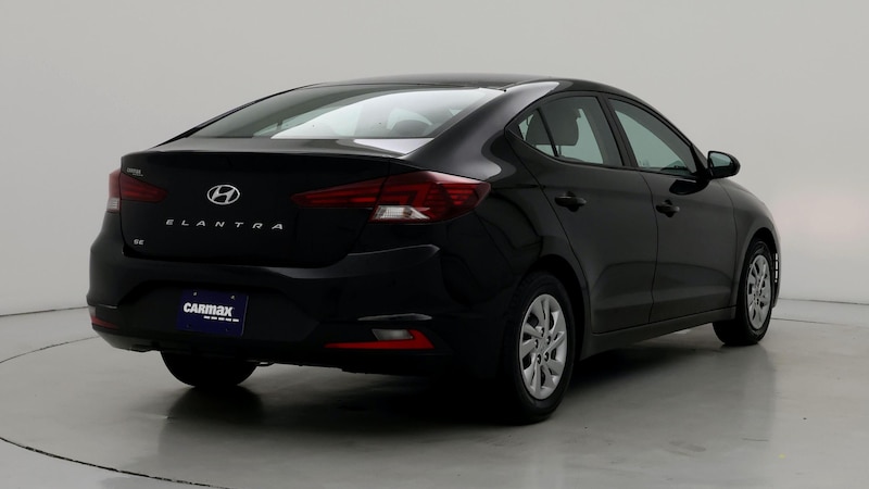 2020 Hyundai Elantra SE 8