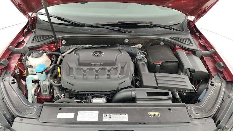 2018 Volkswagen Passat R-Line 21