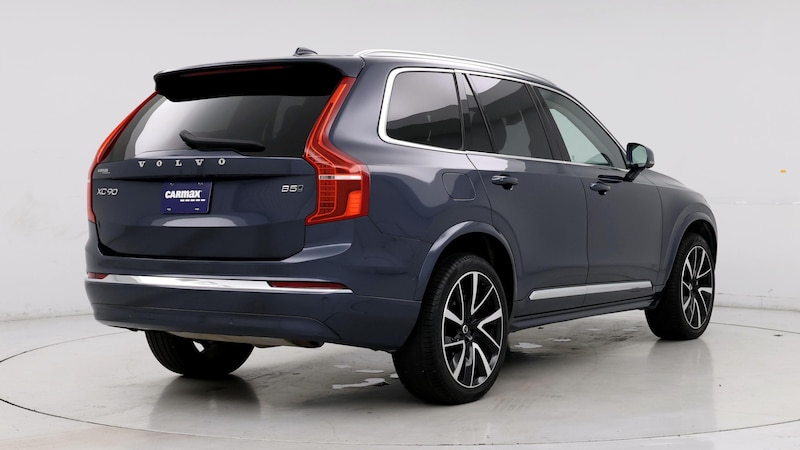 2024 Volvo XC90 B5 Plus 8