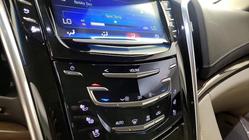 2018 Cadillac Escalade Luxury 17