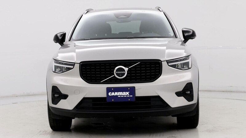 2024 Volvo XC40 B5 Plus 5