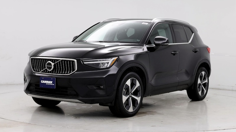 2024 Volvo XC40 B5 Plus 4