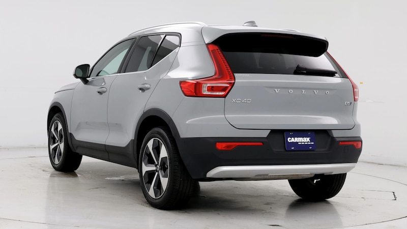 2024 Volvo XC40 B5 Plus 2