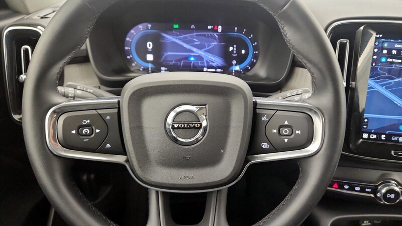 2024 Volvo XC40 B5 Plus 10