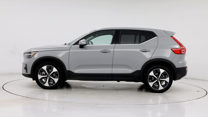 2024 Volvo XC40 B5 Plus 3