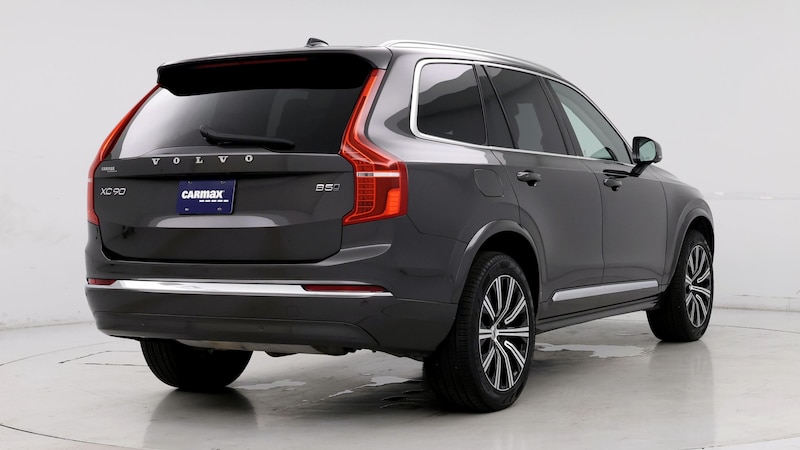 2024 Volvo XC90 B5 Plus 8