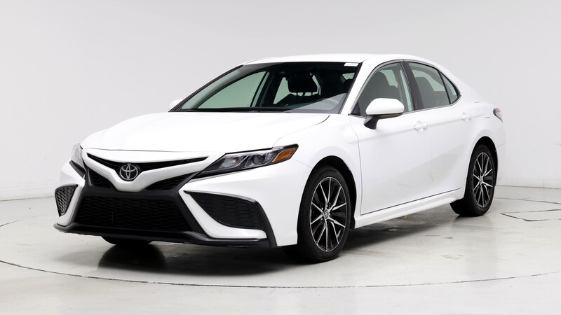 2024 Toyota Camry SE 4