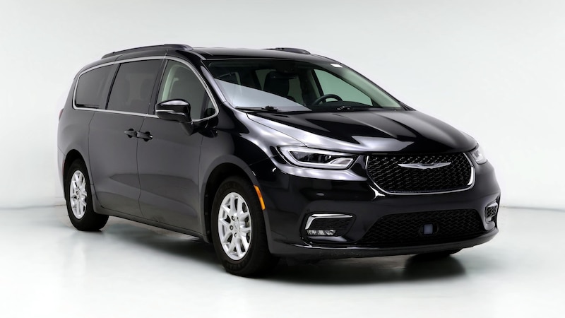 2022 Chrysler Pacifica Touring L Hero Image