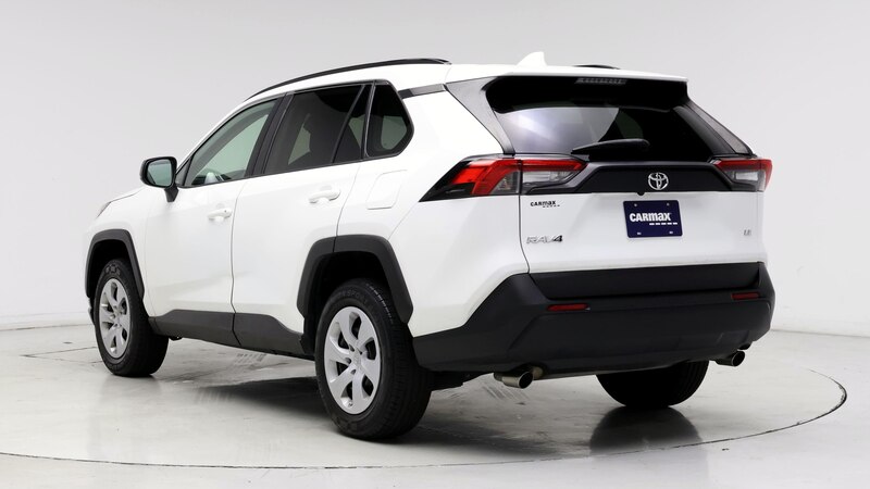 2019 Toyota RAV4 LE 2