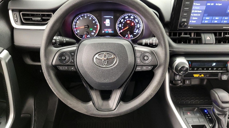 2021 Toyota RAV4 XLE 10