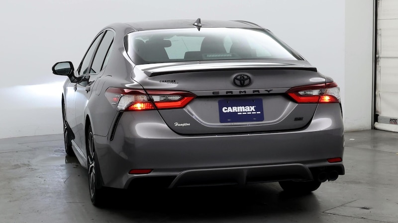 2021 Toyota Camry SE 6