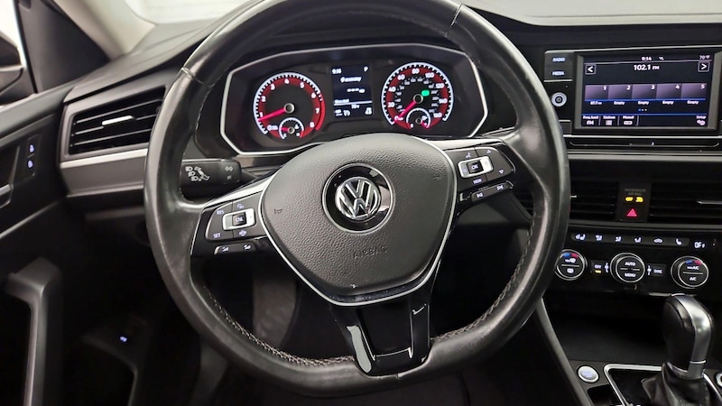 2019 Volkswagen Jetta SE 10