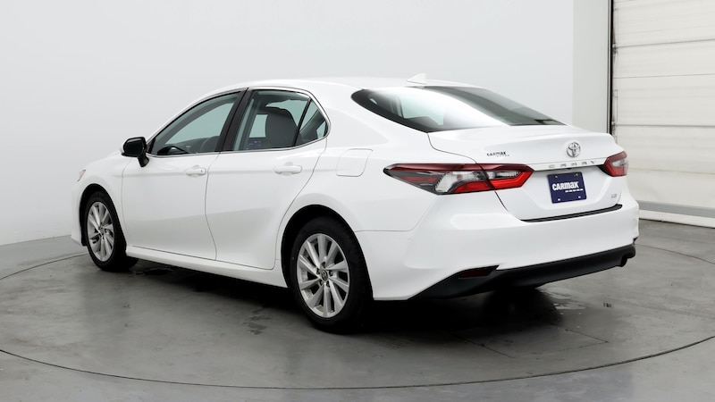 2022 Toyota Camry LE 2