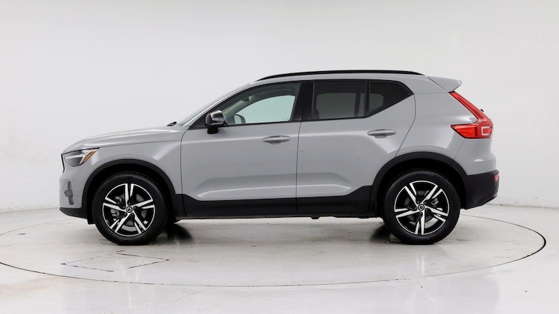 2024 Volvo XC40 B5 Core 3