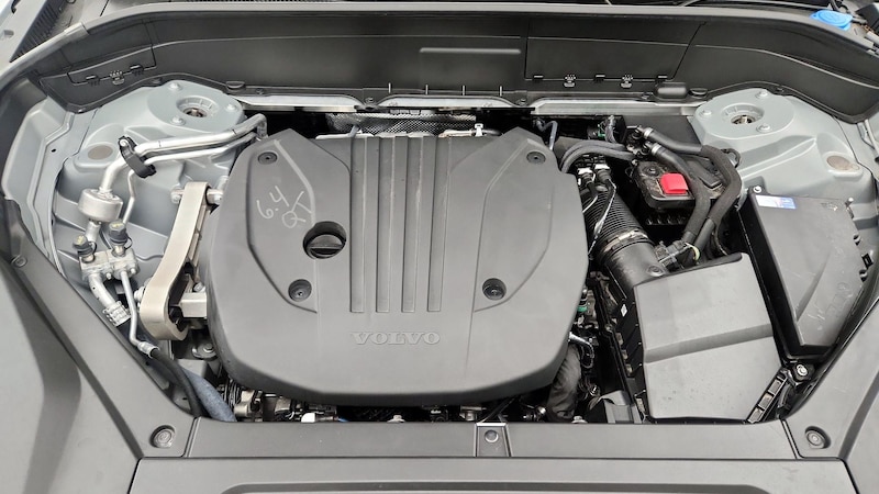 2024 Volvo XC90 B5 Plus 23