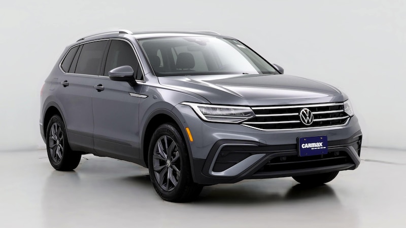 2023 Volkswagen Tiguan SE Hero Image