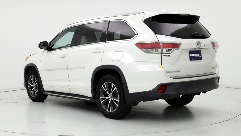 2016 Toyota Highlander XLE 2