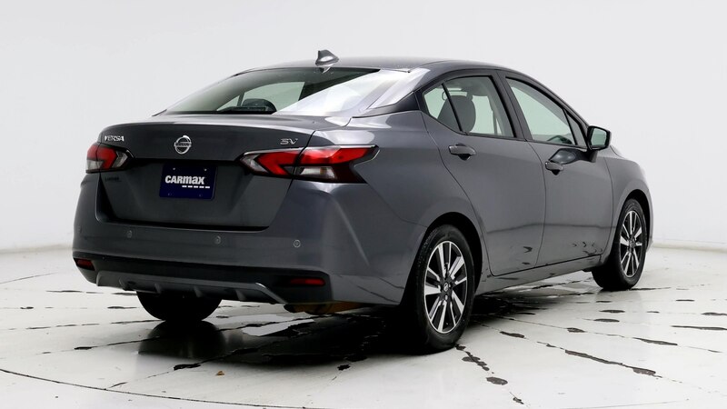 2022 Nissan Versa SV 8