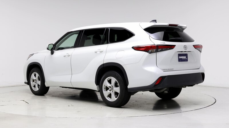 2022 Toyota Highlander L 2