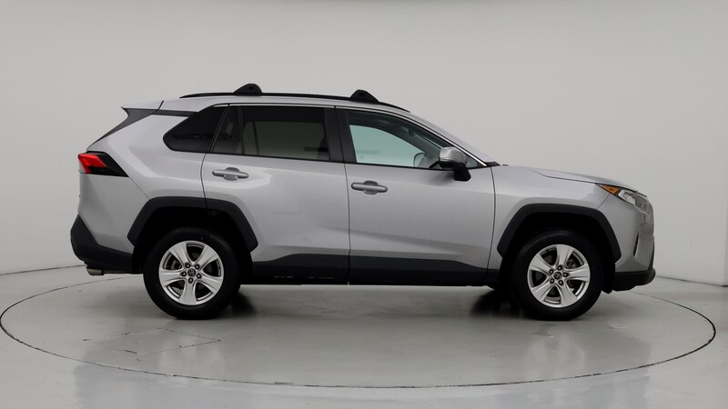 2019 Toyota RAV4 XLE 7