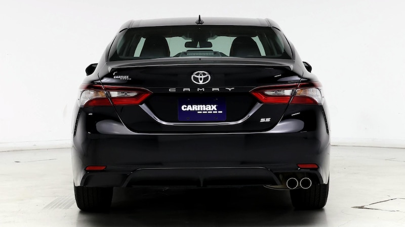 2022 Toyota Camry SE 6