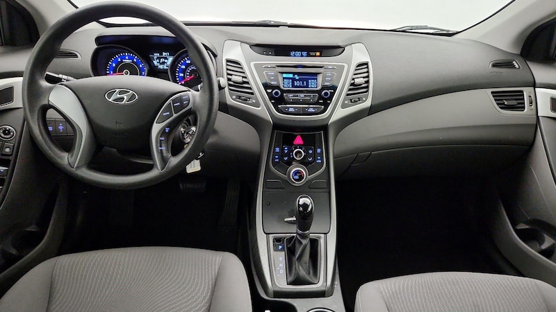 2015 Hyundai Elantra SE 9