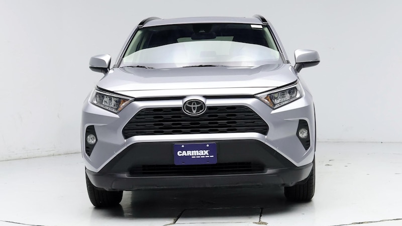 2020 Toyota RAV4 XLE 5