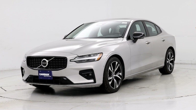 2024 Volvo S60 B5 Plus 4