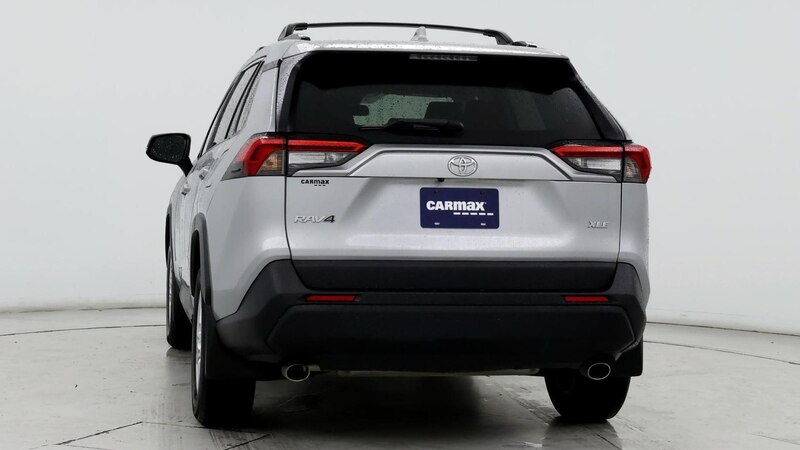 2019 Toyota RAV4 XLE 6