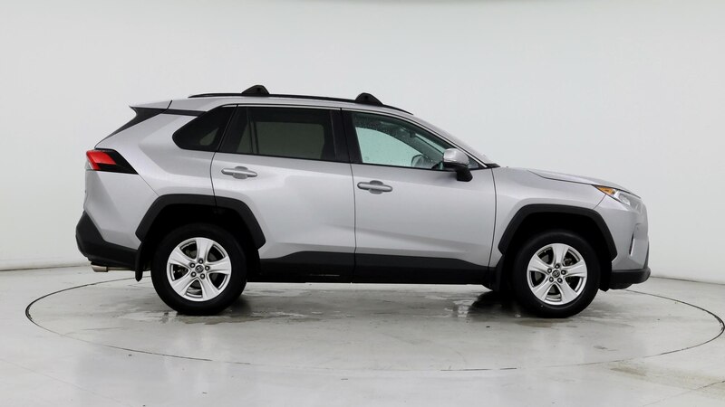 2019 Toyota RAV4 XLE 7