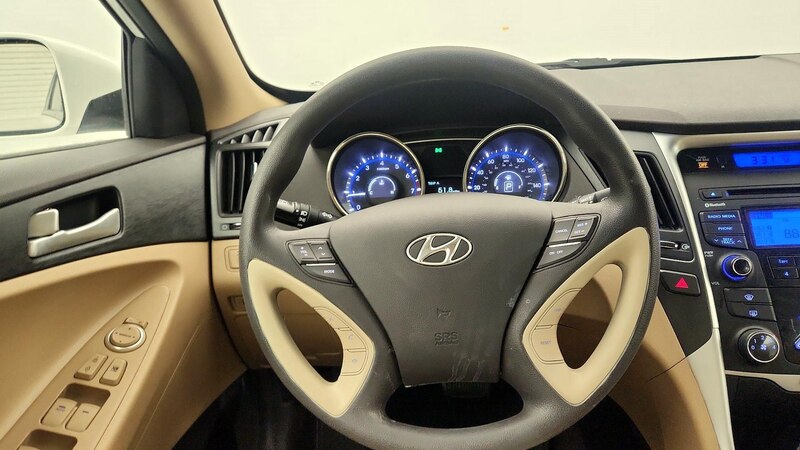 2013 Hyundai Sonata GLS 10