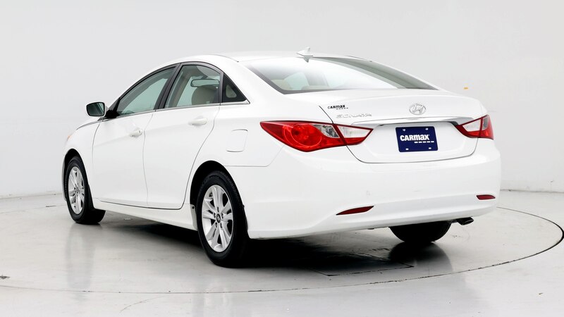 2013 Hyundai Sonata GLS 2