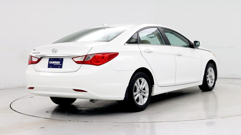 2013 Hyundai Sonata GLS 8