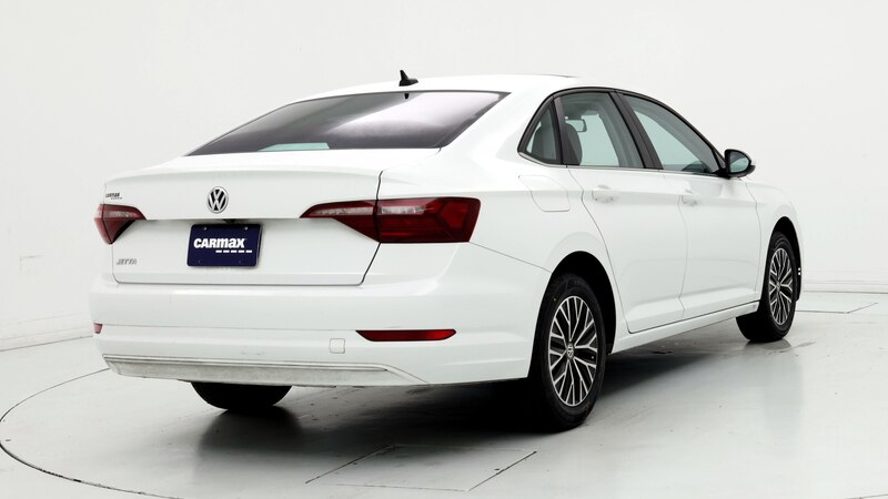 2020 Volkswagen Jetta SE 8