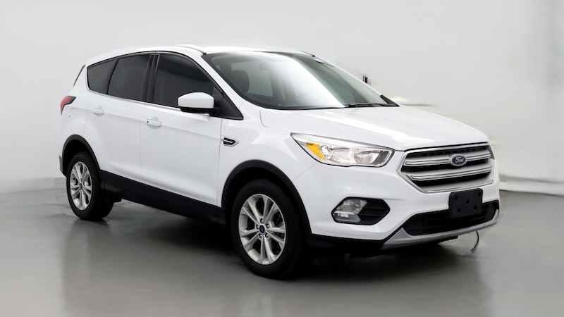 2019 Ford Escape SE Hero Image