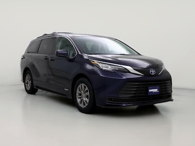 2021 Toyota Sienna LE -
                Clackamas, OR