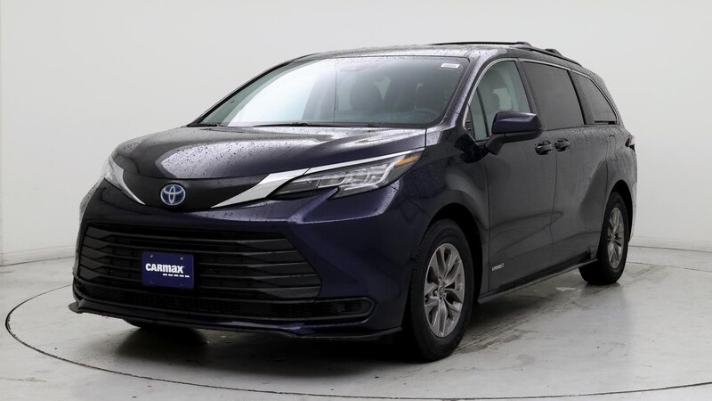 2021 Toyota Sienna LE 4